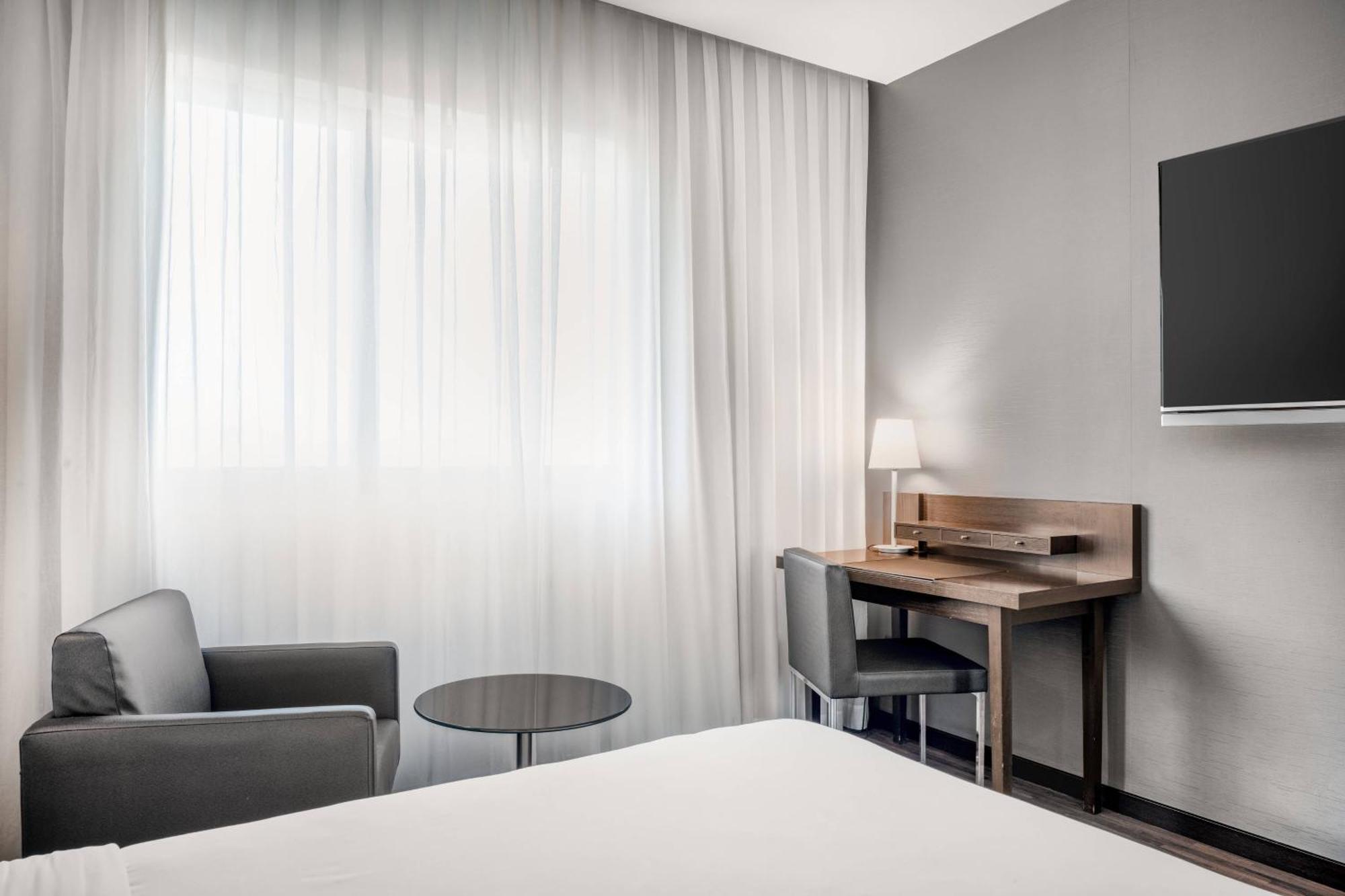 Ac Hotel Gijon By Marriott Екстериор снимка