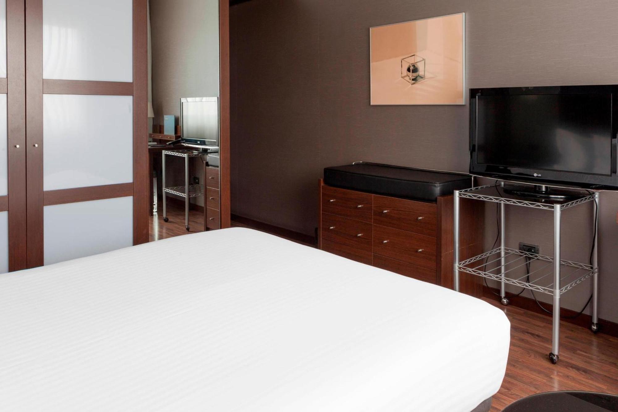 Ac Hotel Gijon By Marriott Екстериор снимка